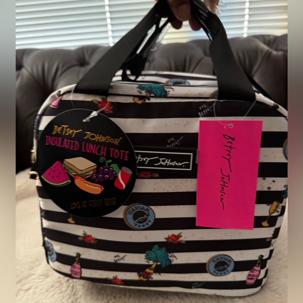 Betsey Johnson NWT Black and White Striped Lunch Picnic Tote Wine Motif